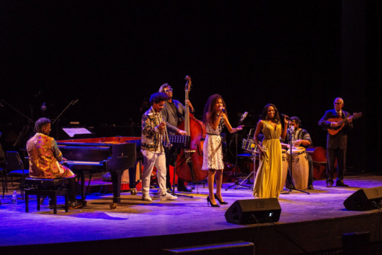 Rolando Luna y la Orquesta Sinfónica Nacional rinden homenaje a la música cubana